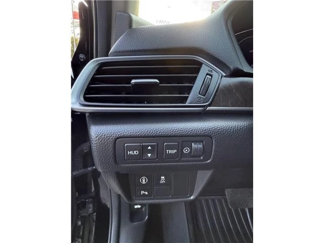 2018 Honda Accord 10th Gen - Image 19 of 21