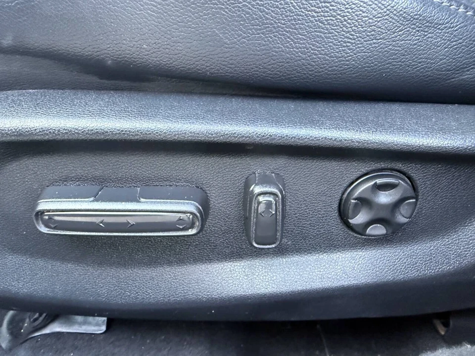 2018 Honda Accord 10th Gen - Image 17 of 21