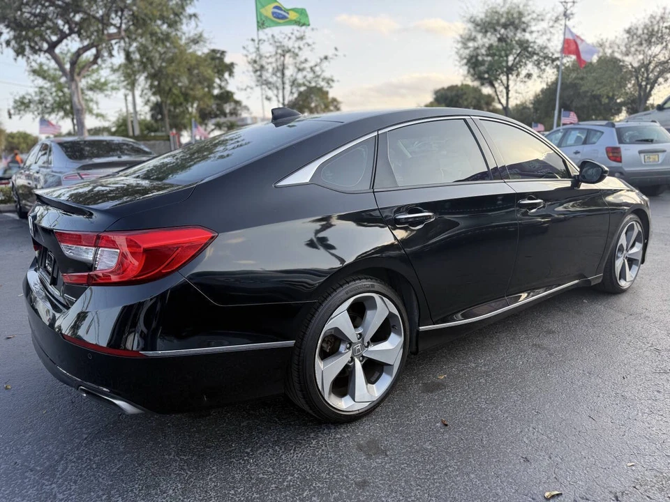 2018 Honda Accord 10th Gen - Image 7 of 12