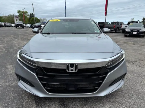 2018 Honda Accord 10th Gen - Image 2 of 13