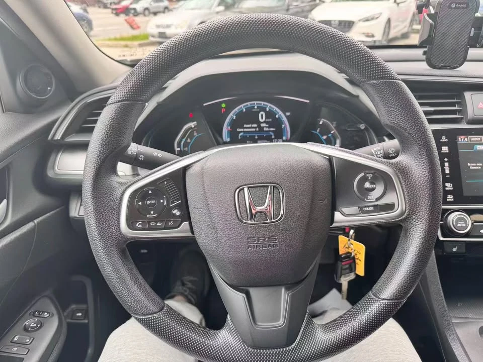 2018 Honda Civic 10th Gen - Image 13 of 18