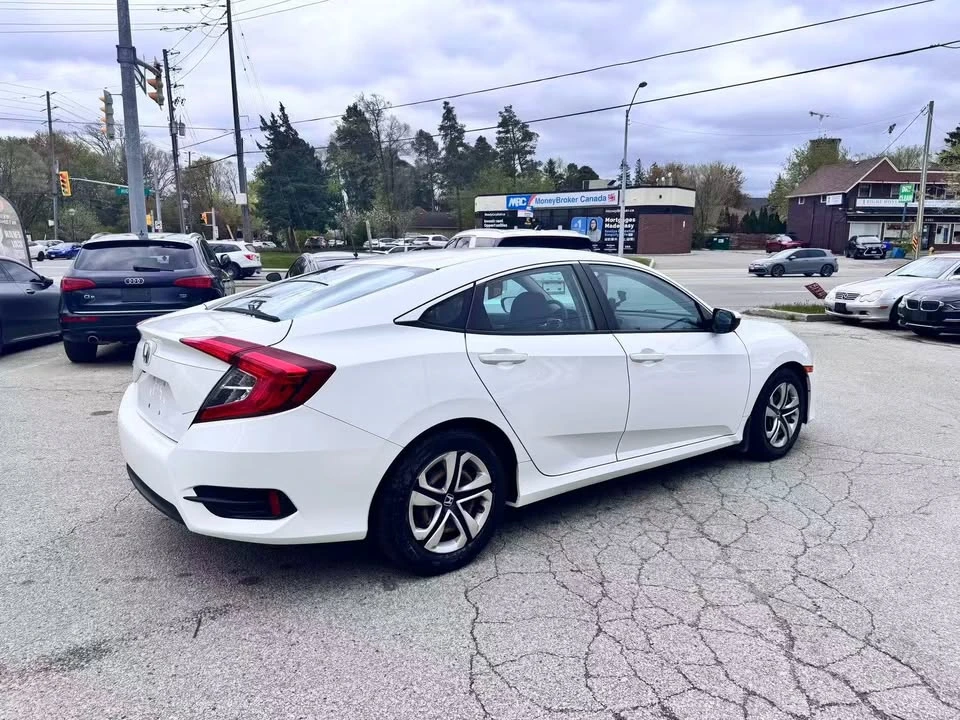 2018 Honda Civic 10th Gen - Image 6 of 18