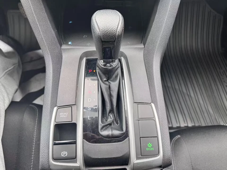 2018 Honda Civic 10th Gen - Image 14 of 18