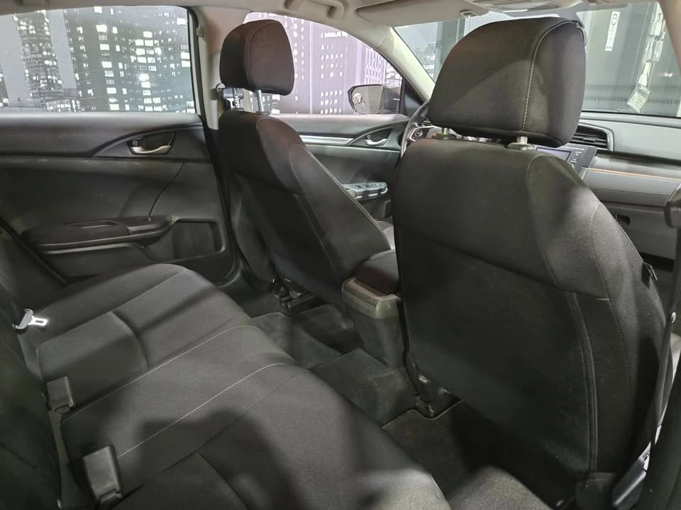 2018 Honda Civic 10th Gen - Image 8 of 15