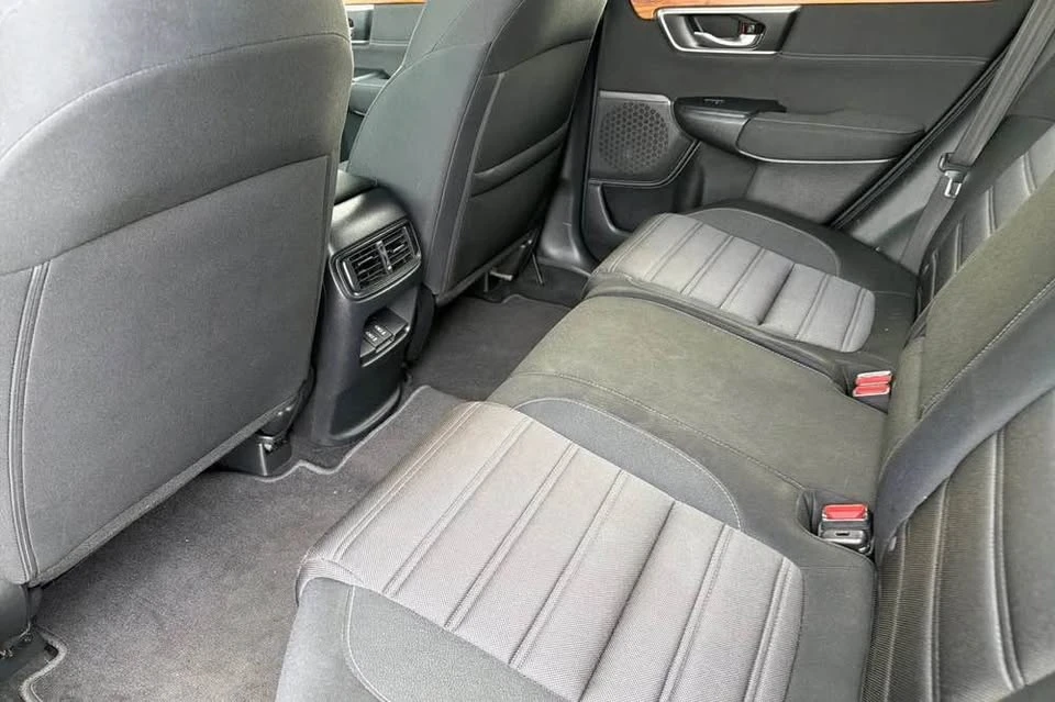 2018 Honda CR-V 5th Gen - Image 10 of 13