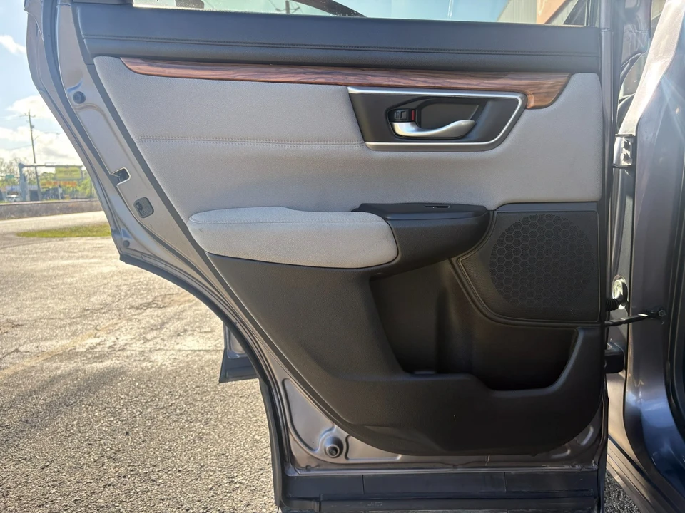 2018 Honda CR-V 5th Gen - Image 17 of 21