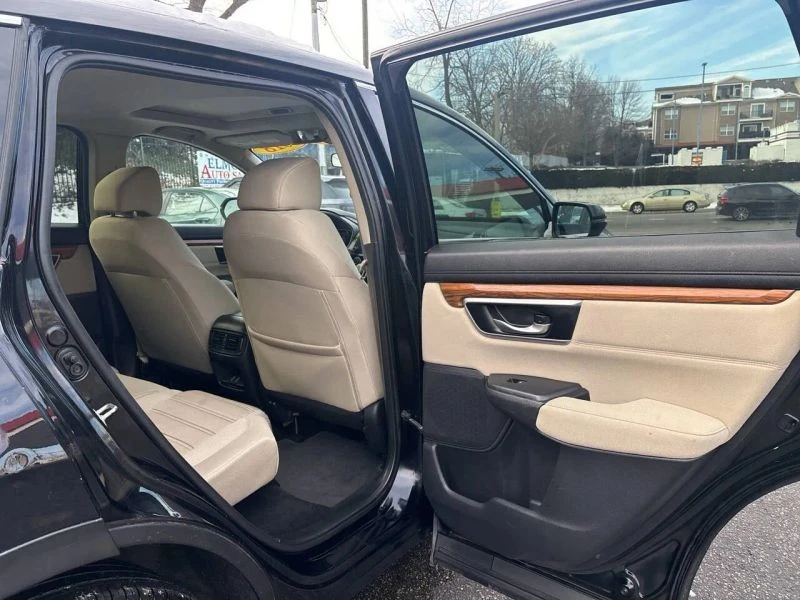 2018 Honda CR-V 5th Gen - Image 9 of 12