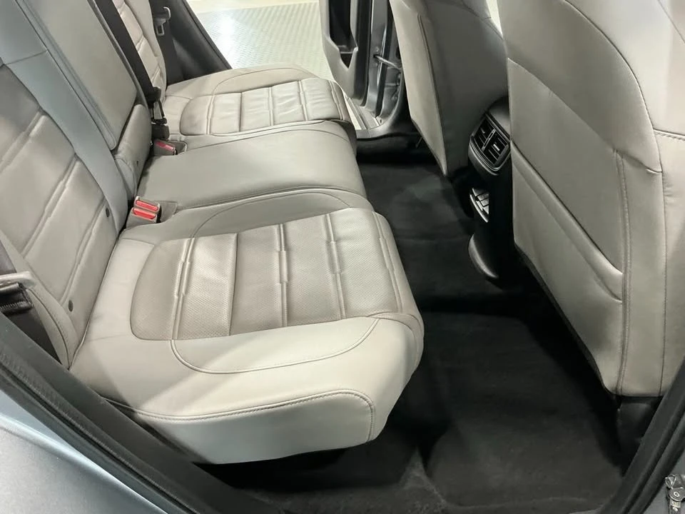 2018 Honda CR-V 5th Gen - Image 9 of 18