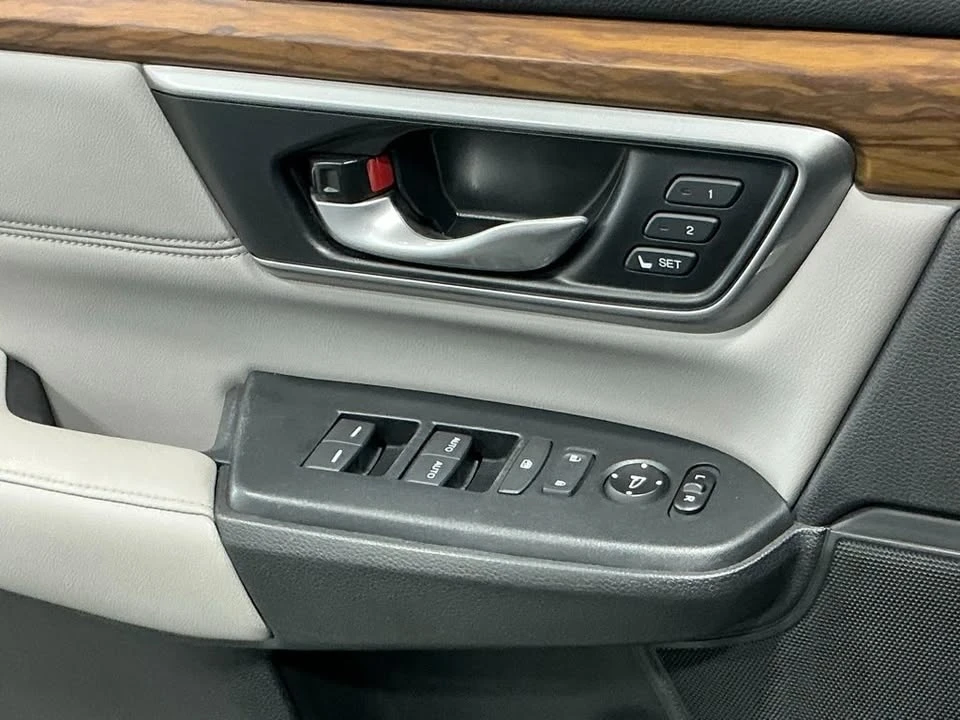 2018 Honda CR-V 5th Gen - Image 14 of 18