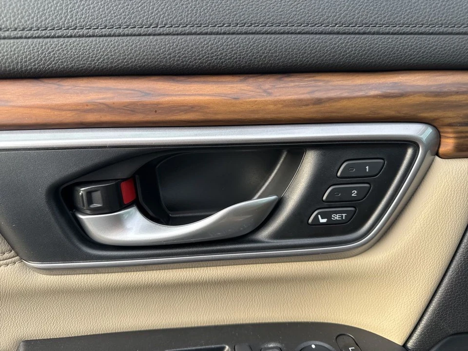 2018 Honda CR-V 5th Gen - Image 11 of 12