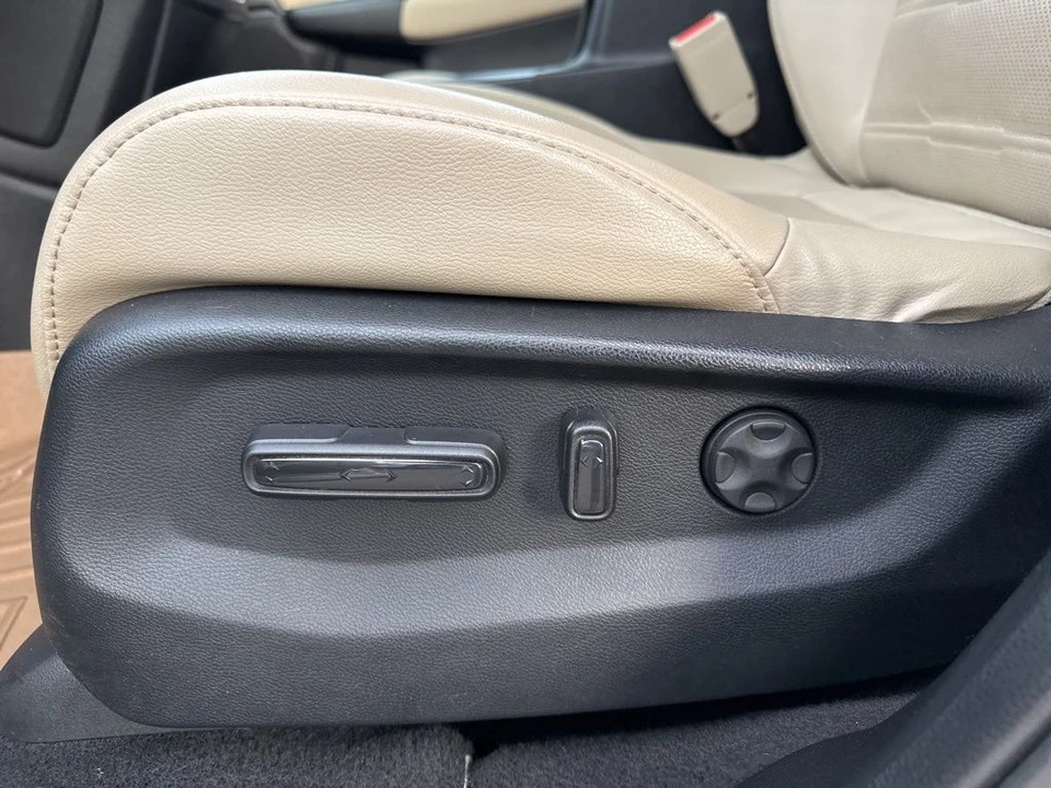 2018 Honda CR-V 5th Gen - Image 10 of 12