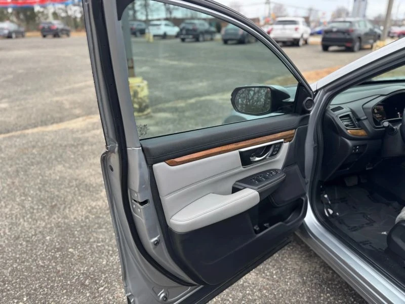 2018 Honda CR-V 5th Gen - Image 10 of 12