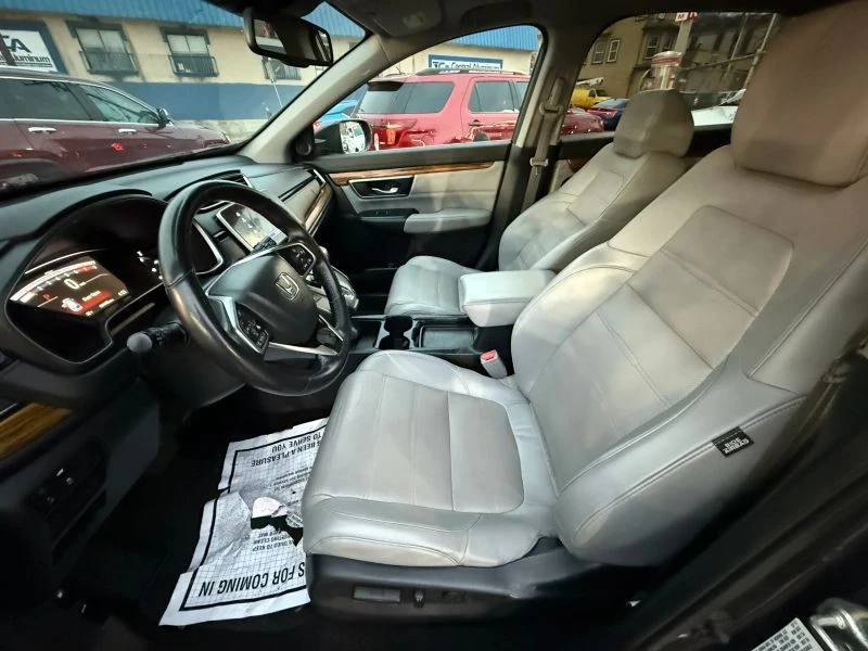 2018 Honda CR-V 5th Gen - Image 9 of 12