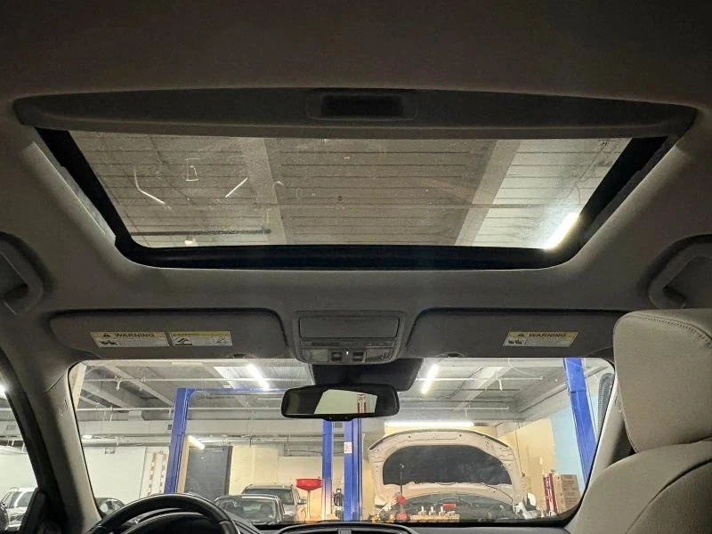 2018 Honda CR-V 5th Gen - Image 10 of 12