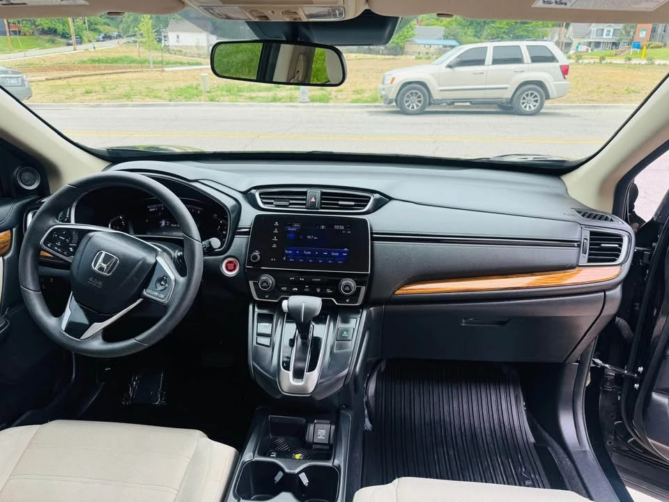 2018 Honda CR-V 5th Gen - Image 11 of 18