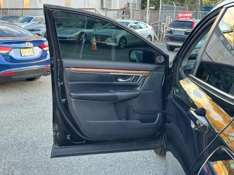 2018 Honda CR-V 5th Gen - Image 9 of 12