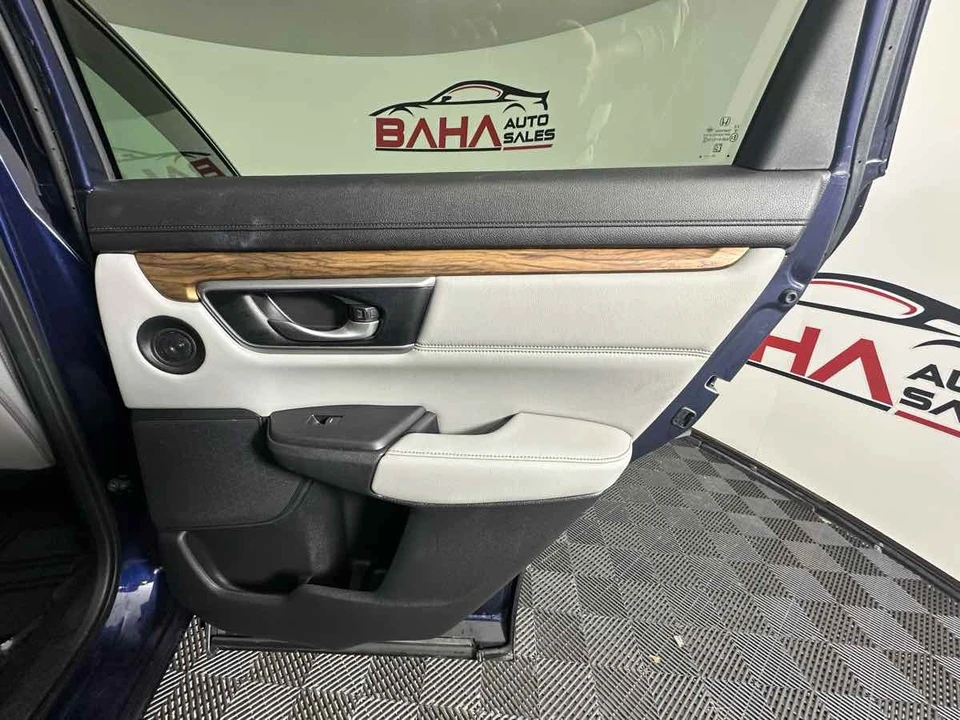 2018 Honda CR-V 5th Gen - Image 18 of 21