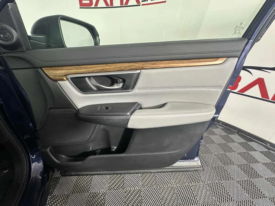 2018 Honda CR-V 5th Gen - Image 16 of 21