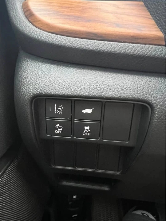 2018 Honda CR-V 5th Gen - Image 16 of 20