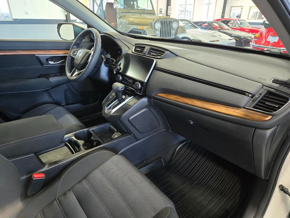2018 Honda CR-V 5th Gen - Image 11 of 16