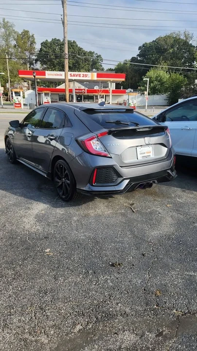 2018 Honda Civic 10th Gen - Image 3 of 8