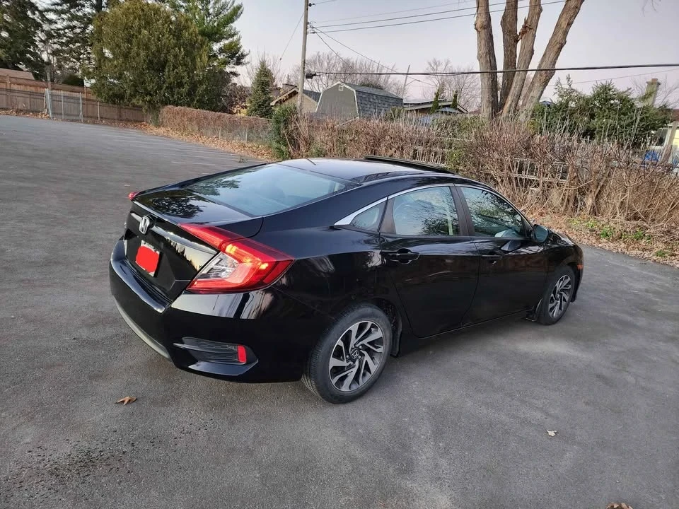 2018 Honda Civic 10th Gen - Image 3 of 17