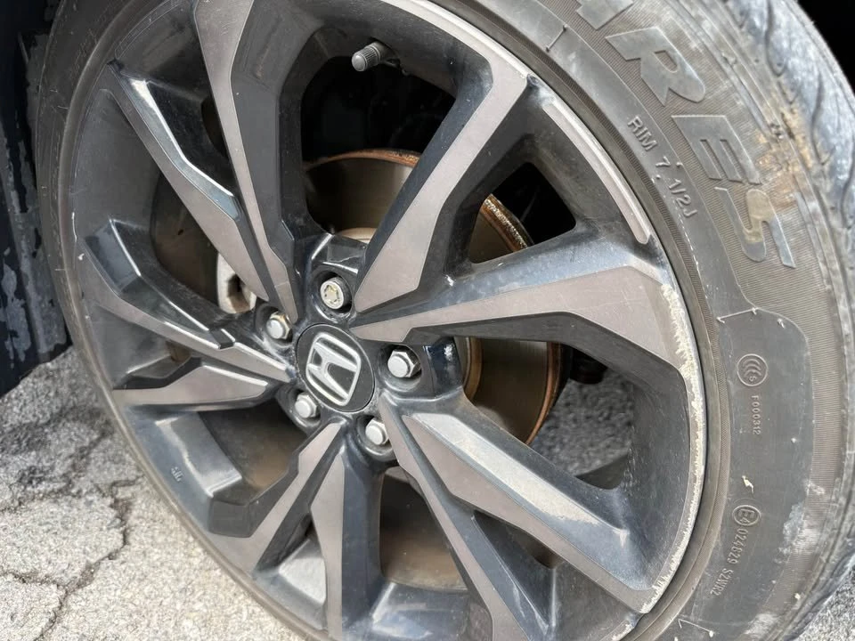 2018 Honda Civic 10th Gen - Image 7 of 16