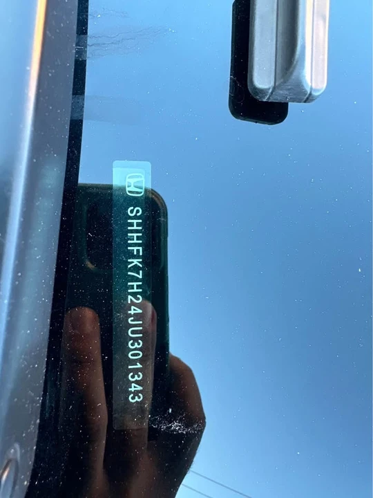 2018 Honda Civic 10th Gen - Image 16 of 17