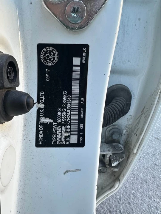 2018 Honda Civic 10th Gen - Image 14 of 17