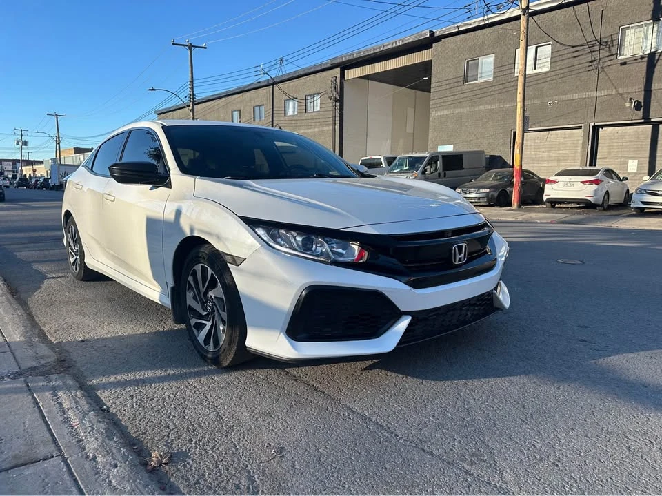 2018 Honda Civic 10th Gen - Image 2 of 17