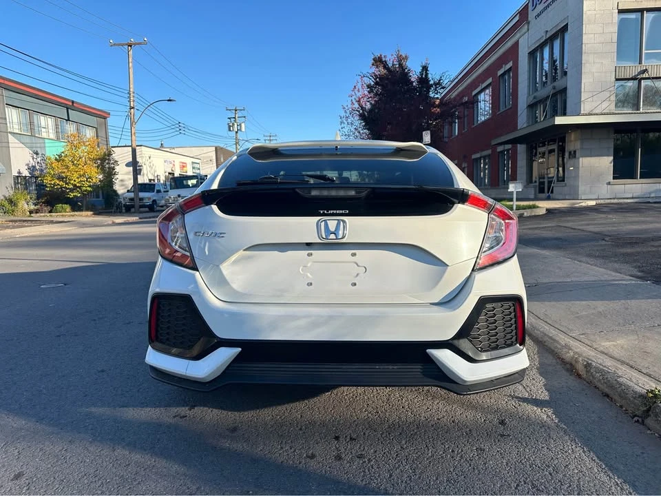 2018 Honda Civic 10th Gen - Image 6 of 17