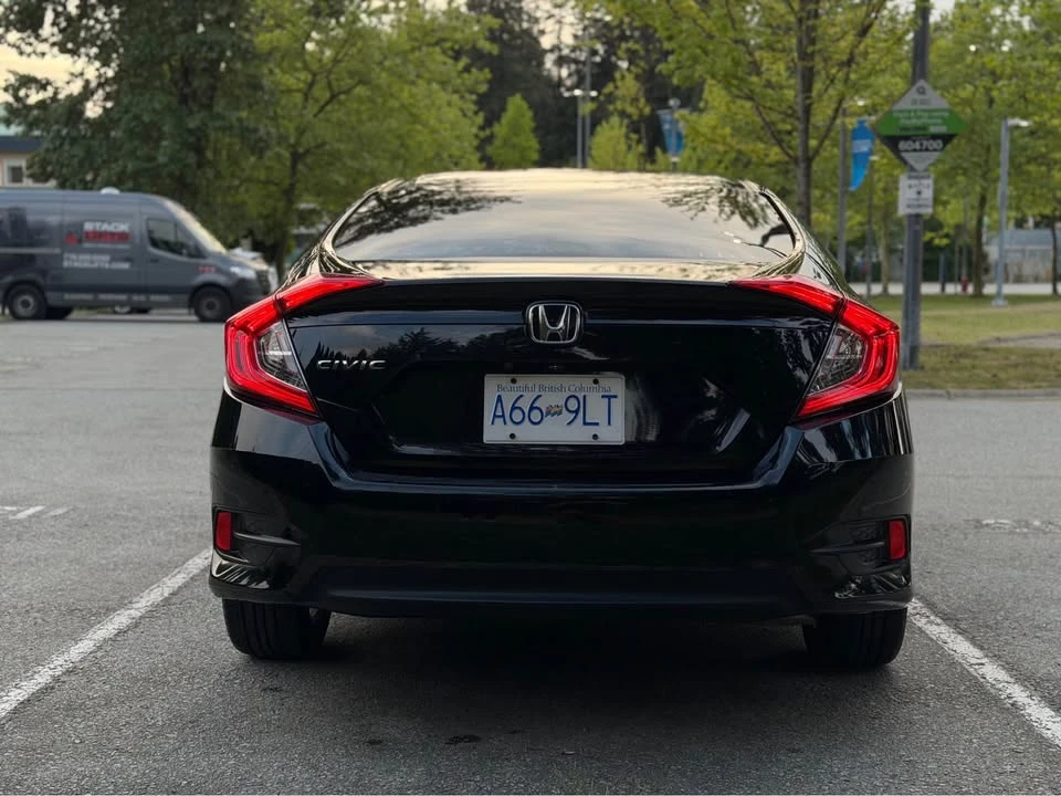 2018 Honda Civic 10th Gen - Image 14 of 20