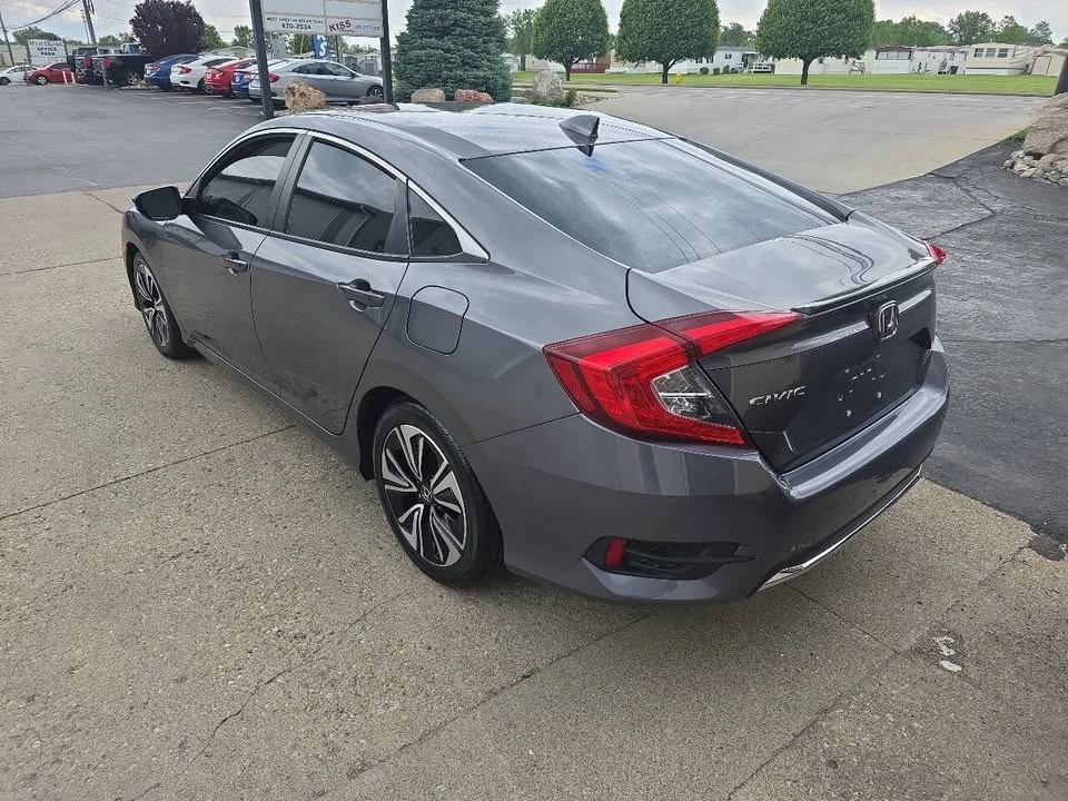 2018 Honda Civic 10th Gen - Image 7 of 12