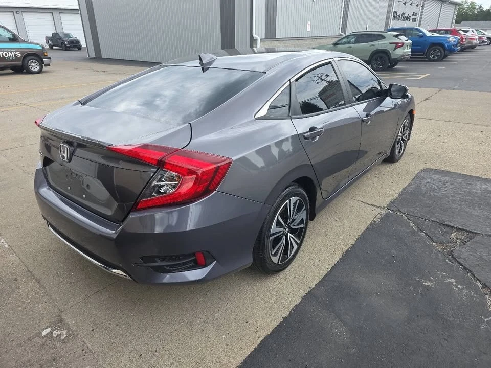 2018 Honda Civic 10th Gen - Image 5 of 12