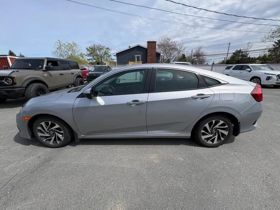 2018 Honda Civic 10th Gen - Image 4 of 17