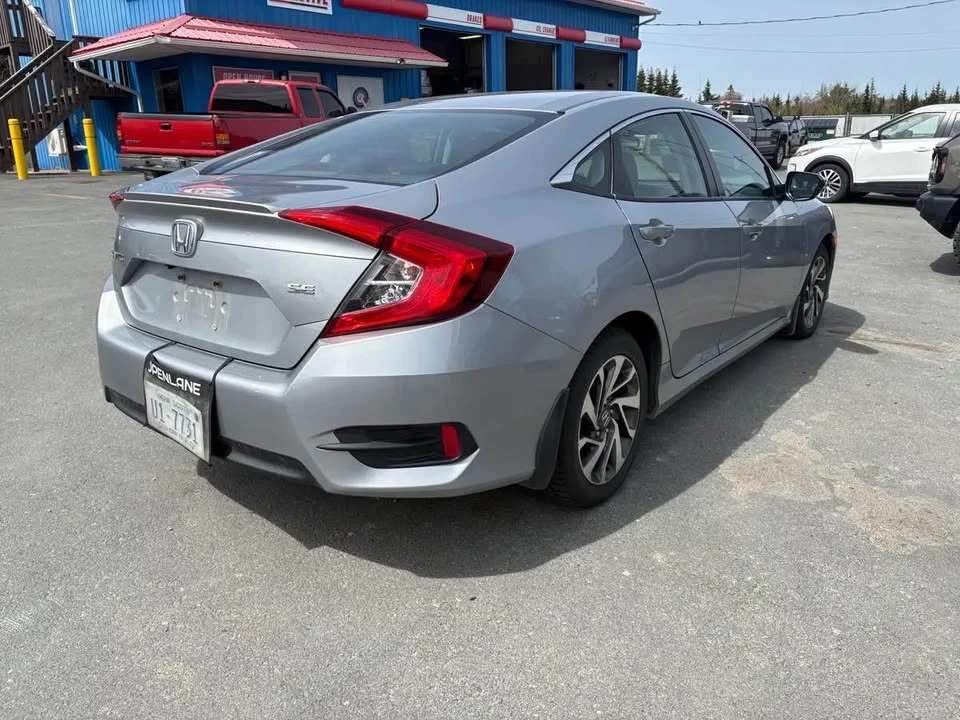 2018 Honda Civic 10th Gen - Image 7 of 17