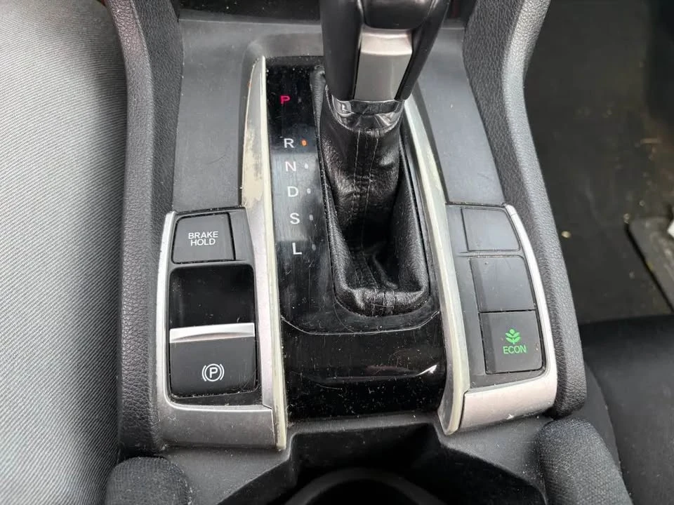 2018 Honda Civic 10th Gen - Image 14 of 17