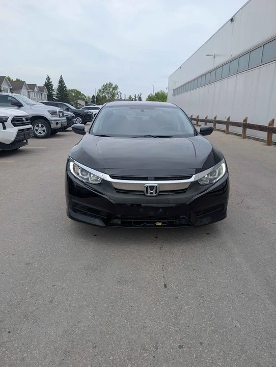 2018 Honda Civic 10th Gen - Image 2 of 13