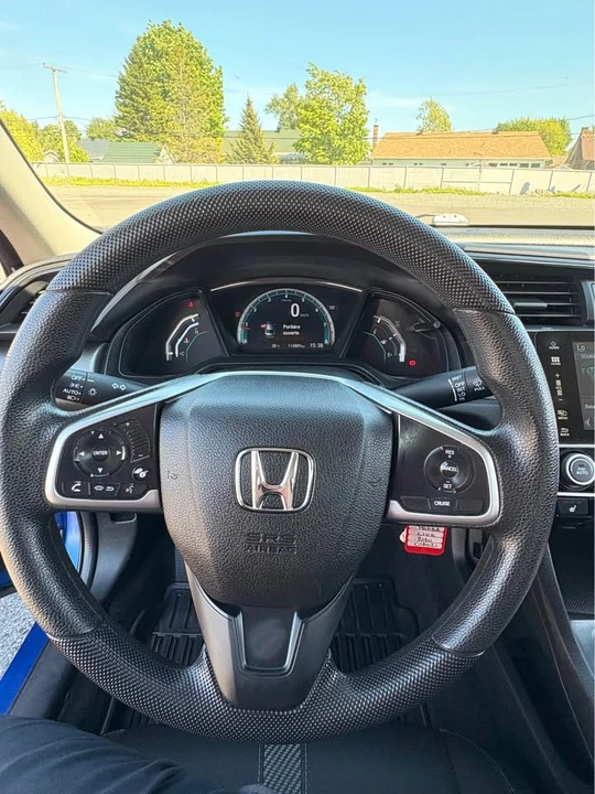 2018 Honda Civic 10th Gen - Image 7 of 12