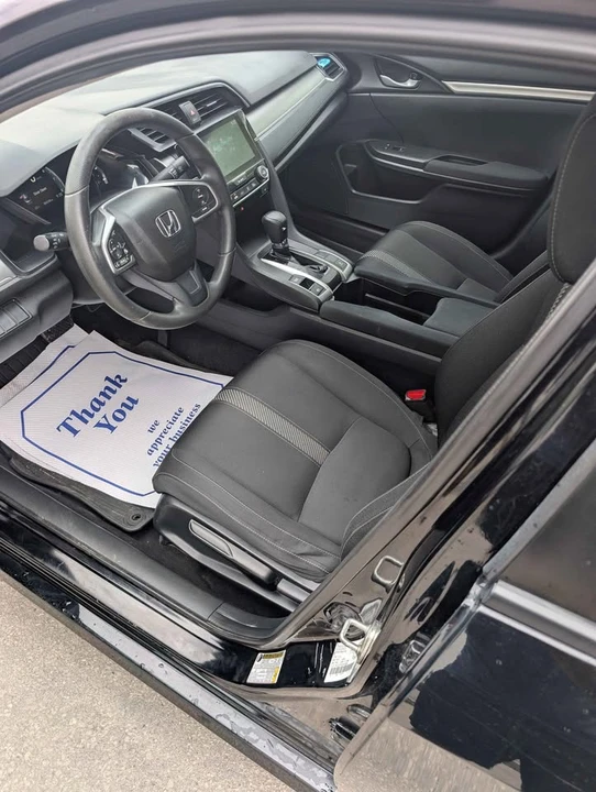 2018 Honda Civic 10th Gen - Image 9 of 13