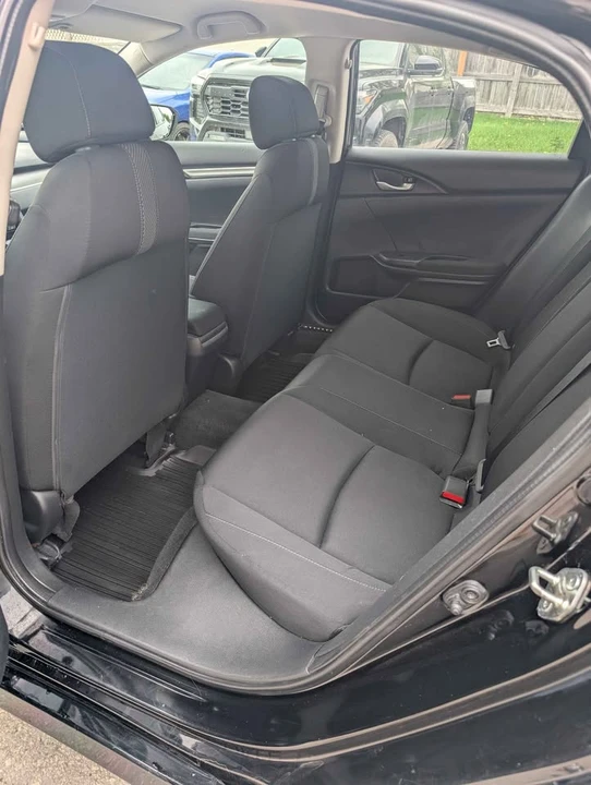 2018 Honda Civic 10th Gen - Image 7 of 13