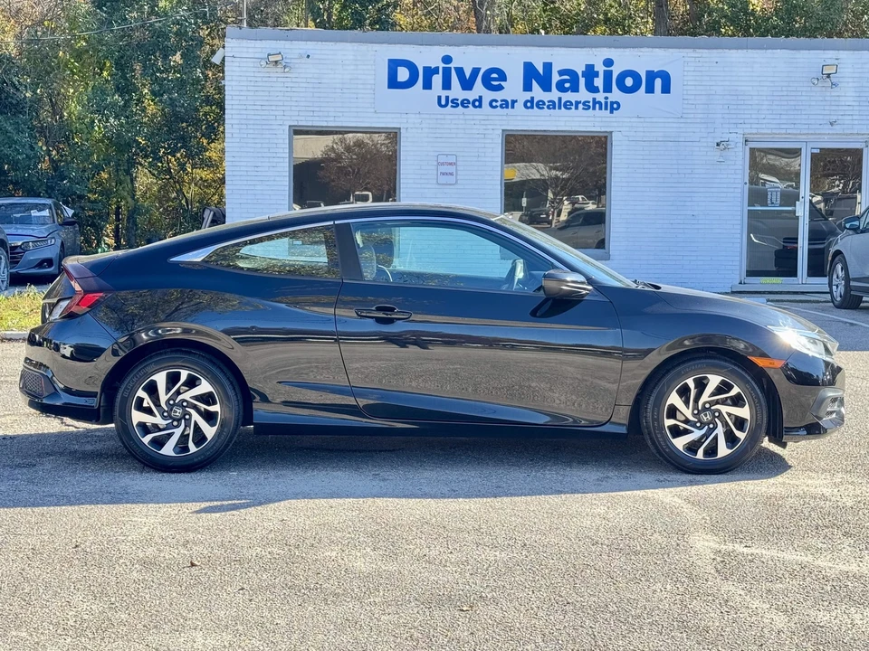 2018 Honda Civic 10th Gen - Image 4 of 13