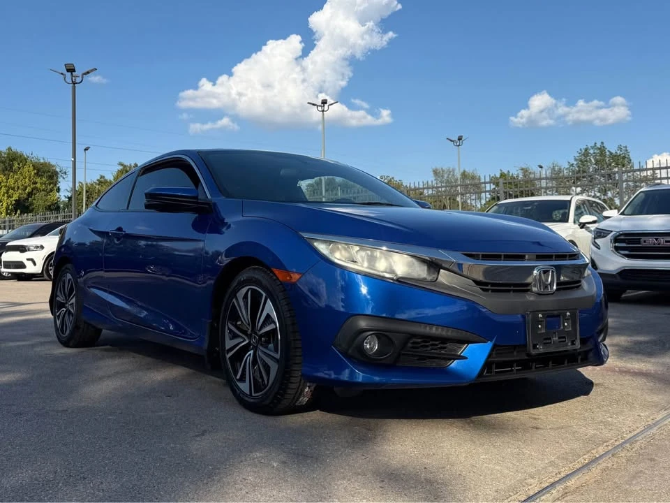 2018 Honda Civic 10th Gen - Image 3 of 10