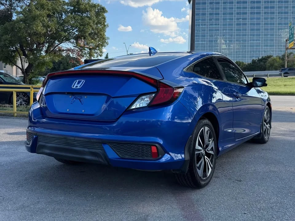 2018 Honda Civic 10th Gen - Image 5 of 10