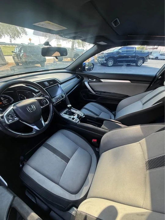 2018 Honda Civic 10th Gen - Image 8 of 10