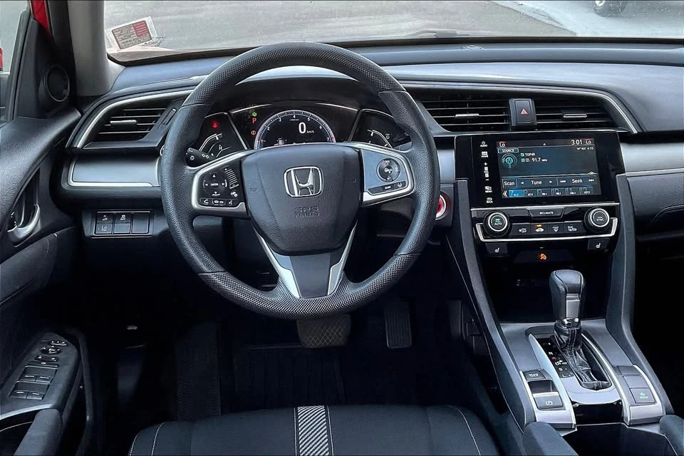 2018 Honda Civic 10th Gen - Image 5 of 14