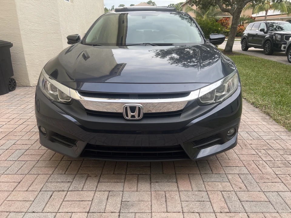 2018 Honda Civic 10th Gen - Image 6 of 21