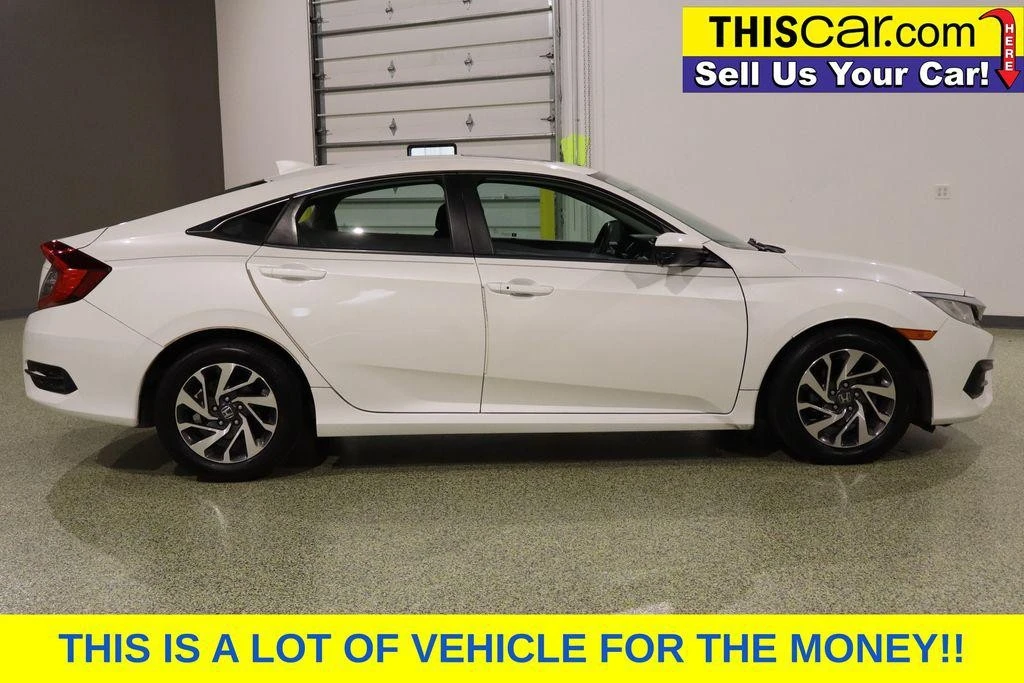 2018 Honda Civic 10th Gen - Image 10 of 12