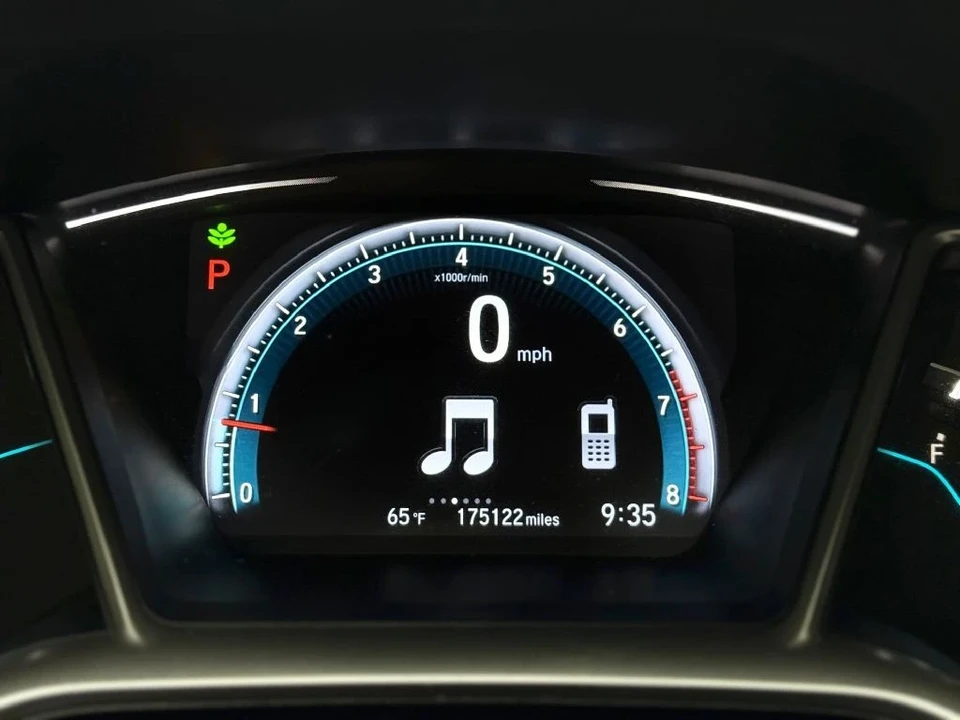 2018 Honda Civic 10th Gen - Image 15 of 17