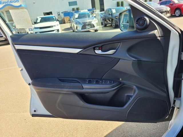 2018 Honda Civic 10th Gen - Image 16 of 27